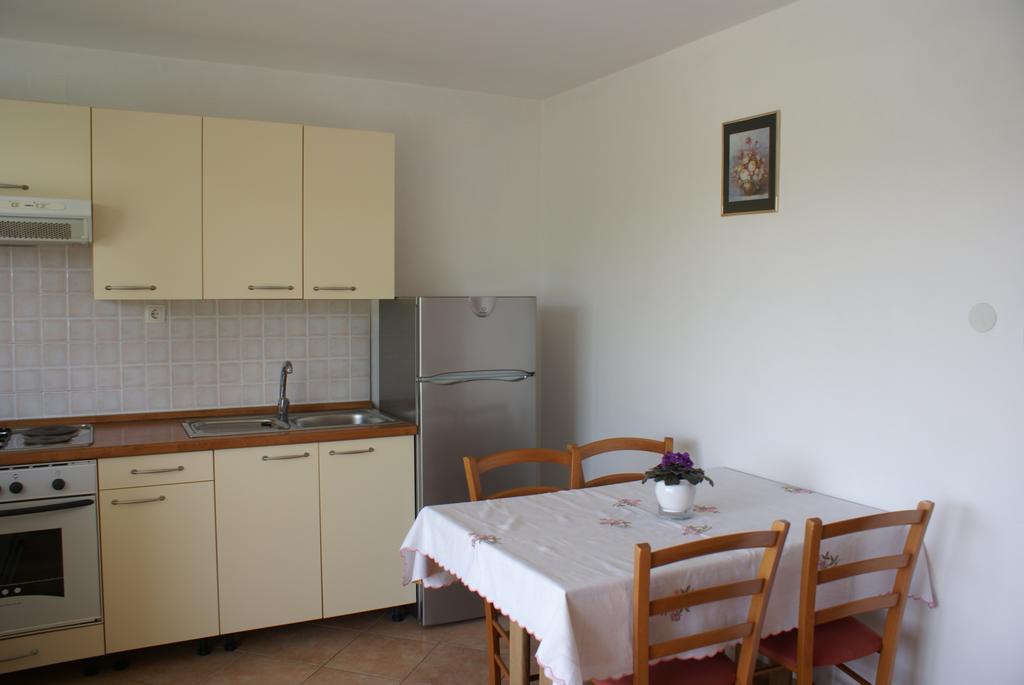 Apartments Robert Порат Экстерьер фото