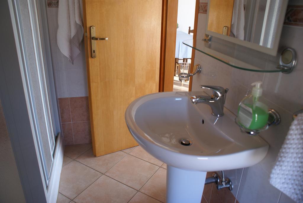 Apartments Robert Порат Экстерьер фото