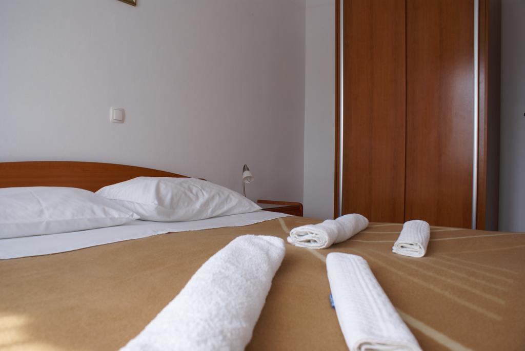 Apartments Robert Порат Экстерьер фото