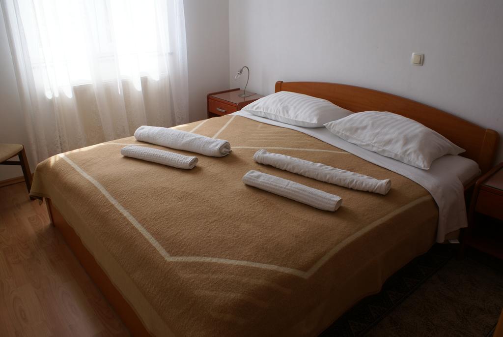 Apartments Robert Порат Экстерьер фото