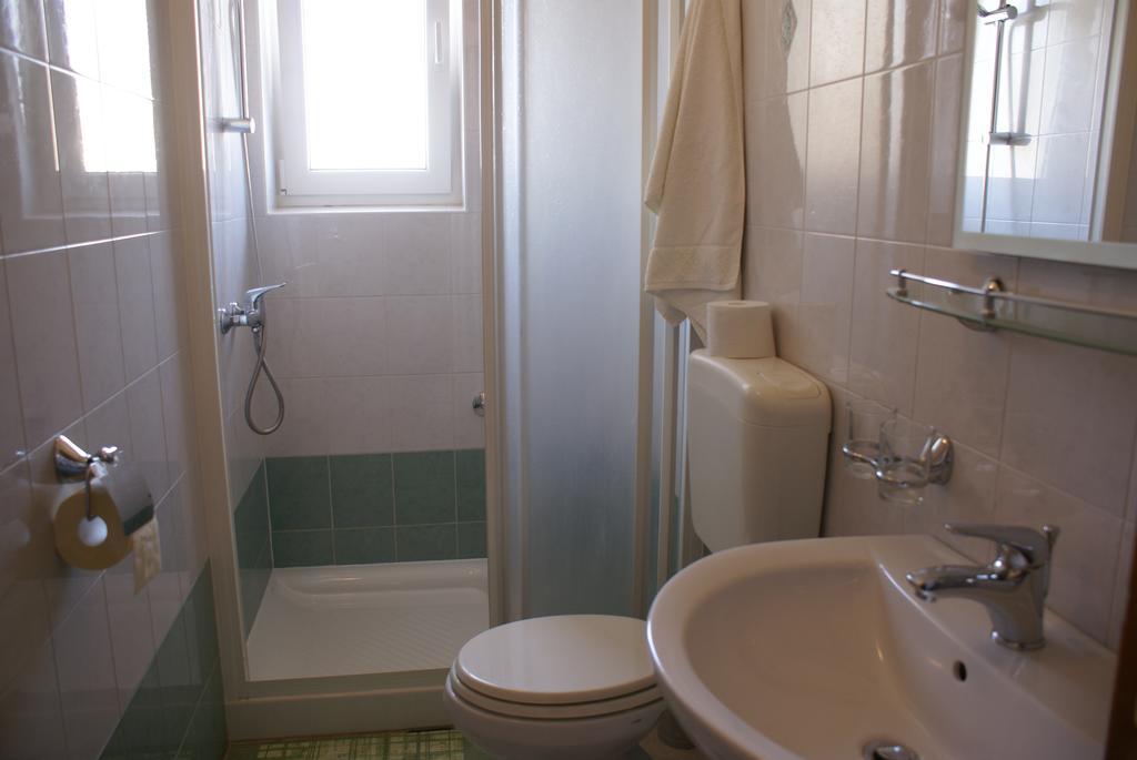 Apartments Robert Порат Экстерьер фото