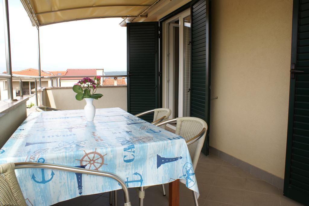 Apartments Robert Порат Экстерьер фото